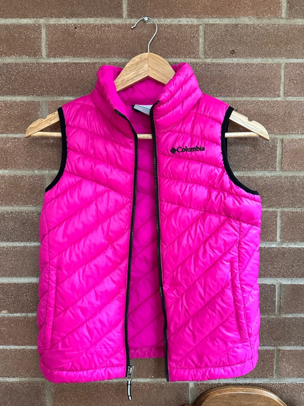 Columbia Sportswear girls lightweight puffy vest